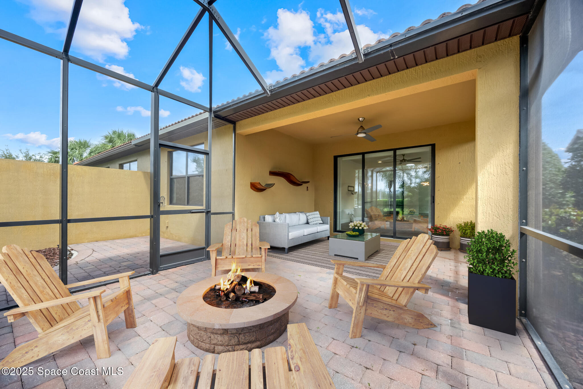 4487 Beauty Leaf Circle