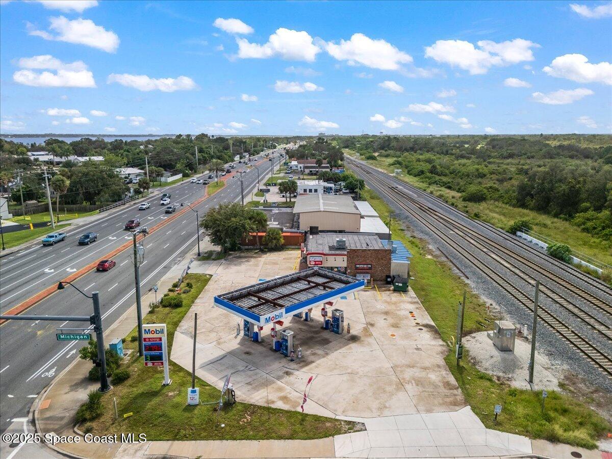 2009 N Cocoa Boulevard