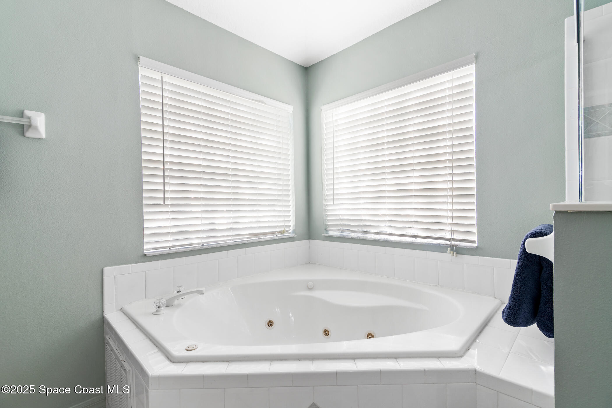 1422 Keys Gate Drive