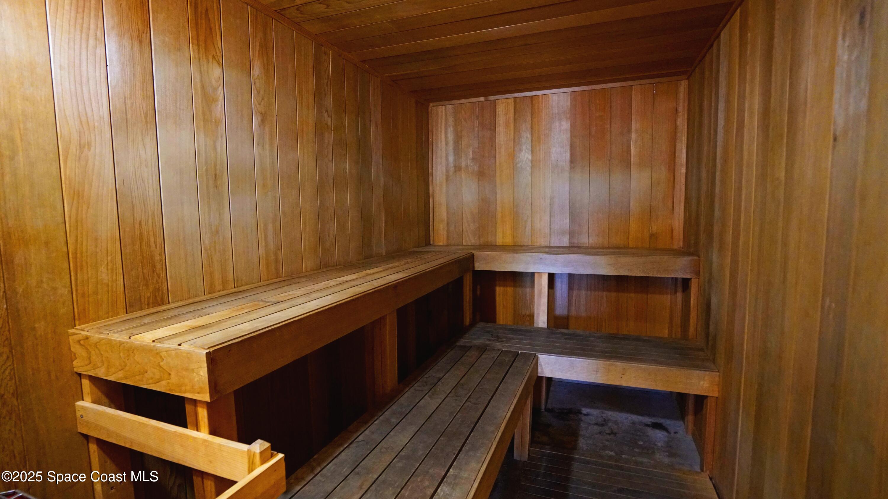 5 Indian River Avenue, 1204