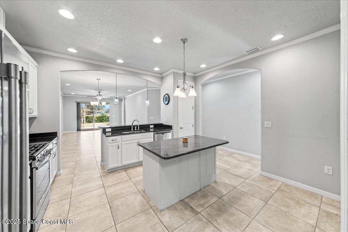 7823 Loren Cove Drive