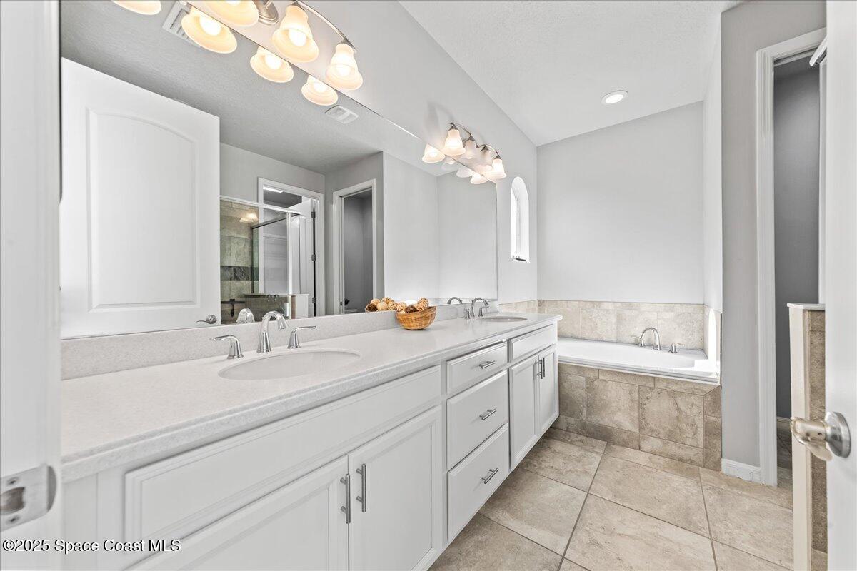 7823 Loren Cove Drive