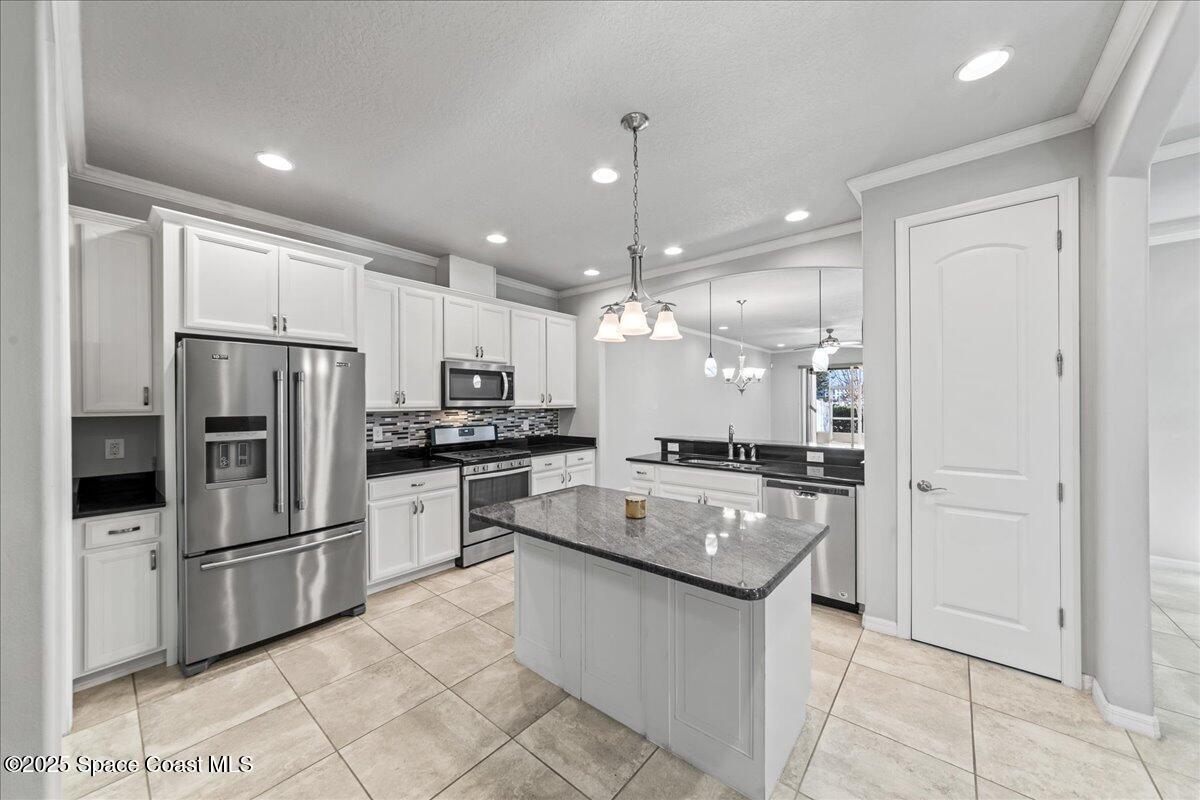 7823 Loren Cove Drive