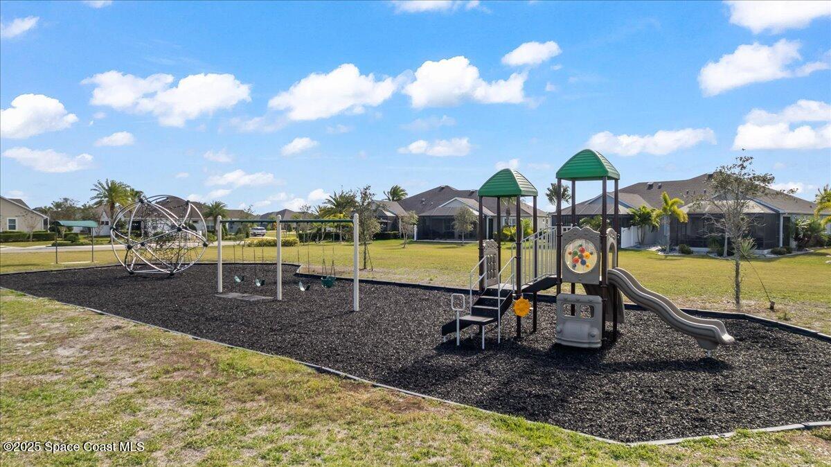 7823 Loren Cove Drive