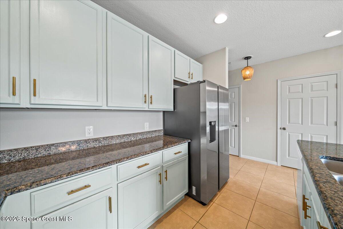 1410 Lara Circle 104