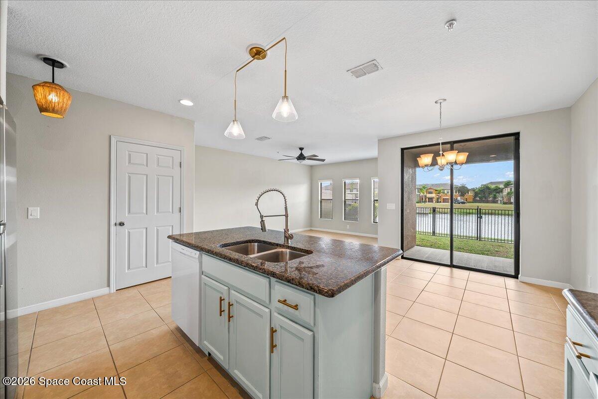 1410 Lara Circle 104