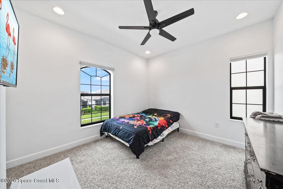 8476 Lyside Drive