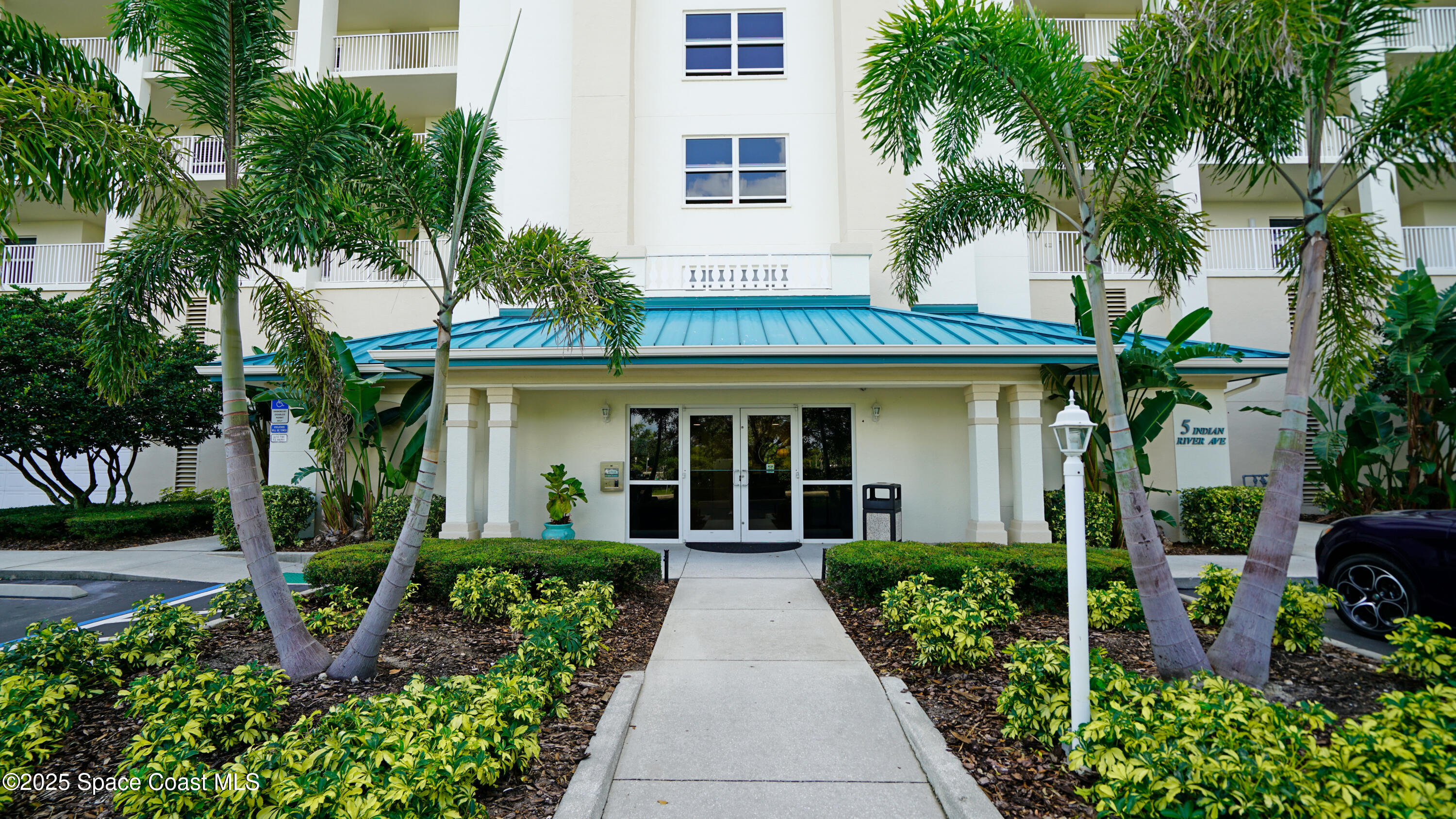 5 Indian River Avenue 1204