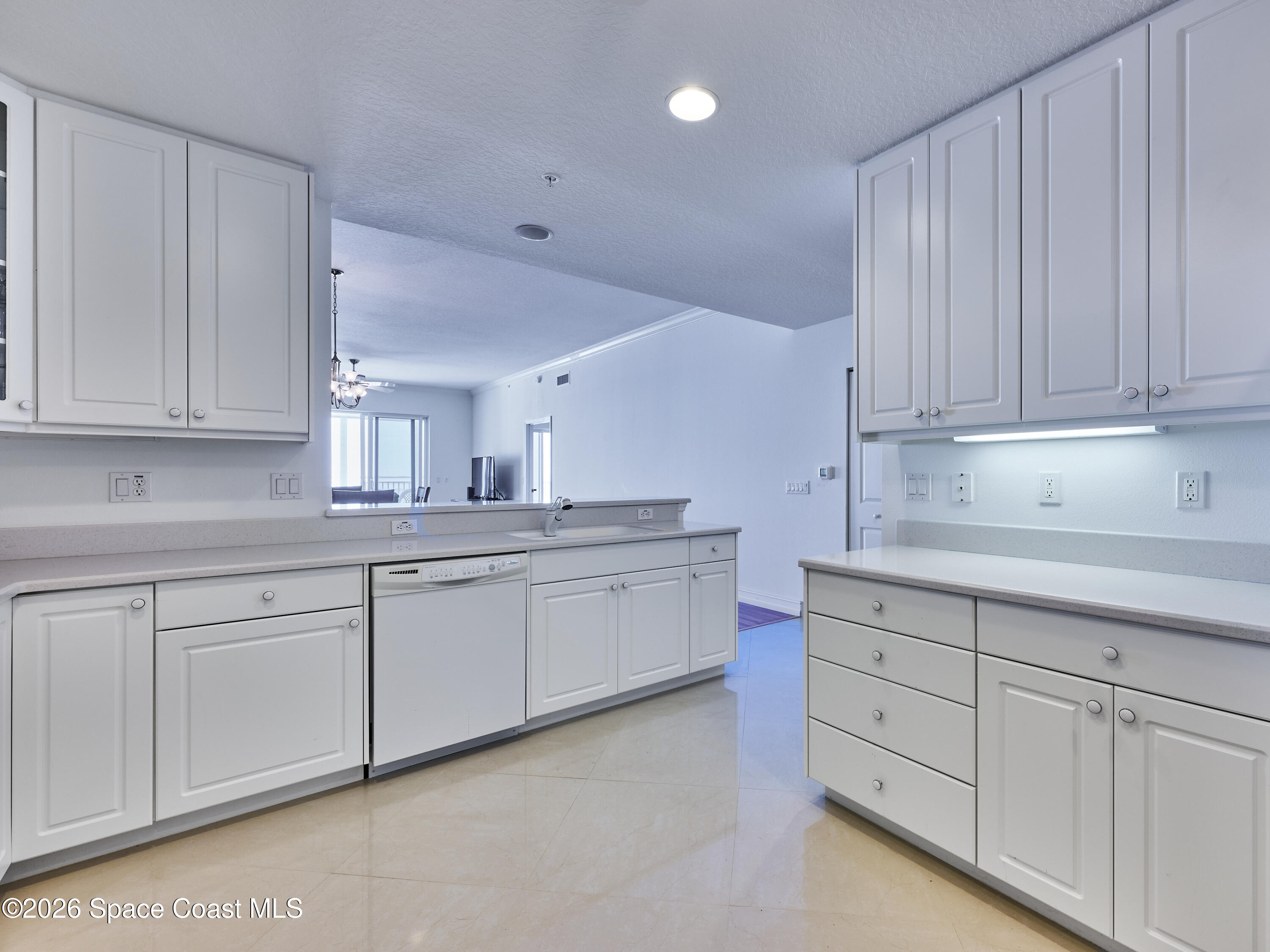 5 Indian River Avenue 1204