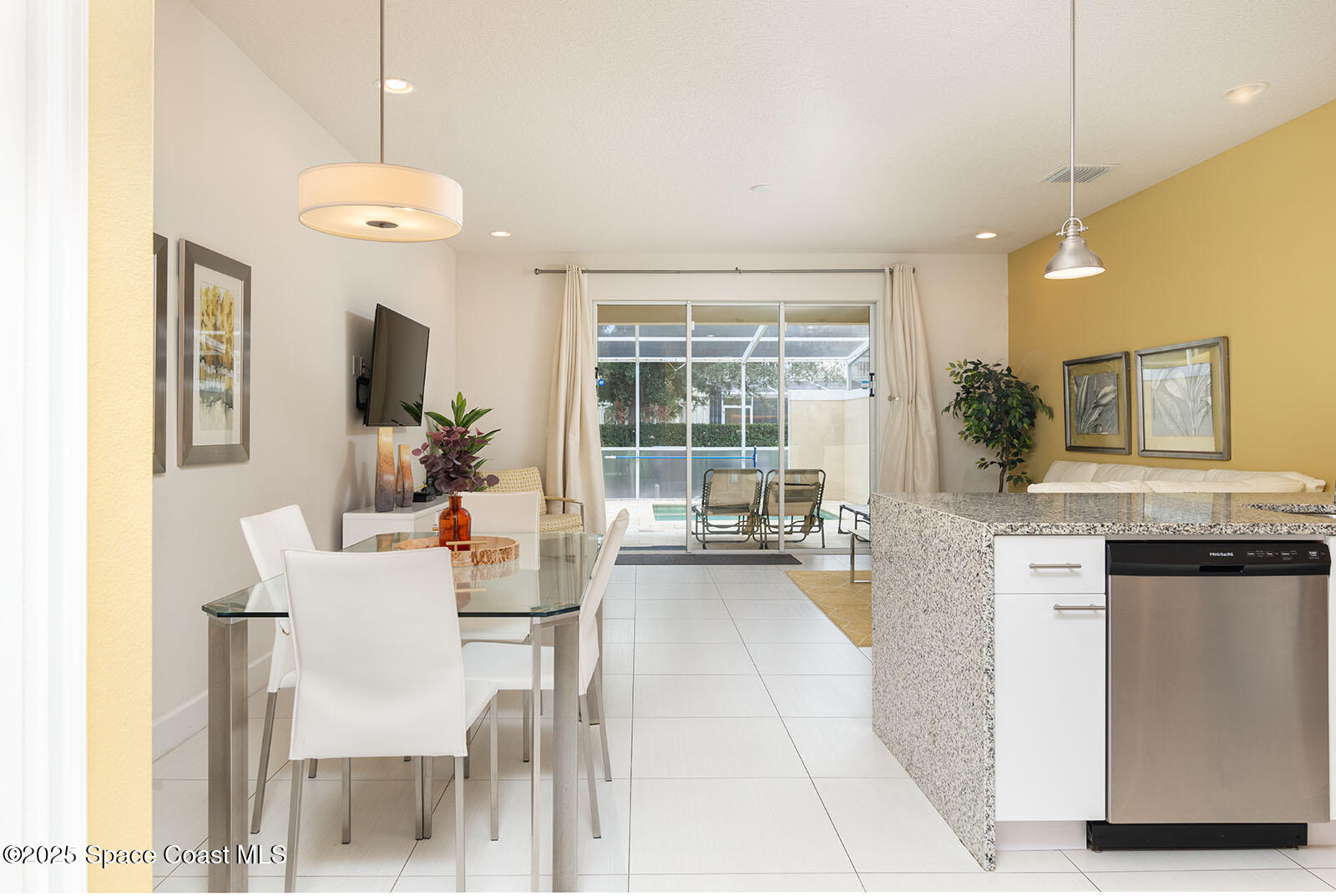 1653 Retreat Circle