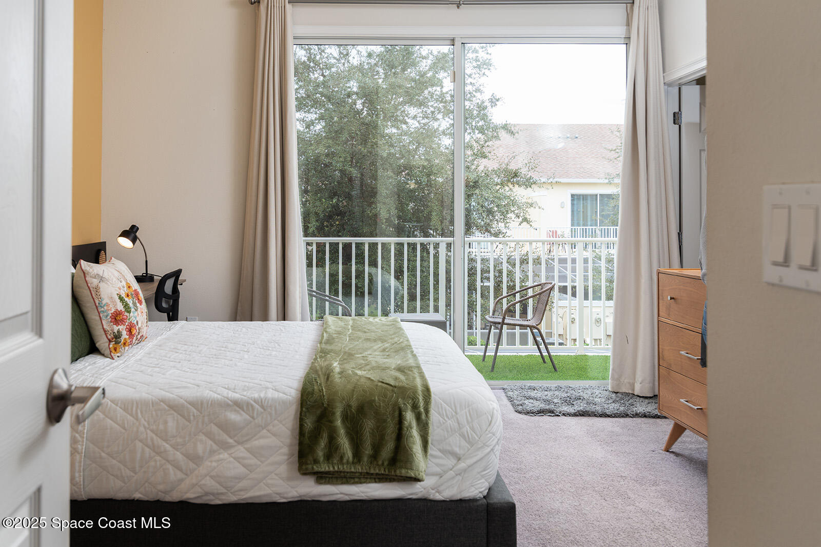 1653 Retreat Circle