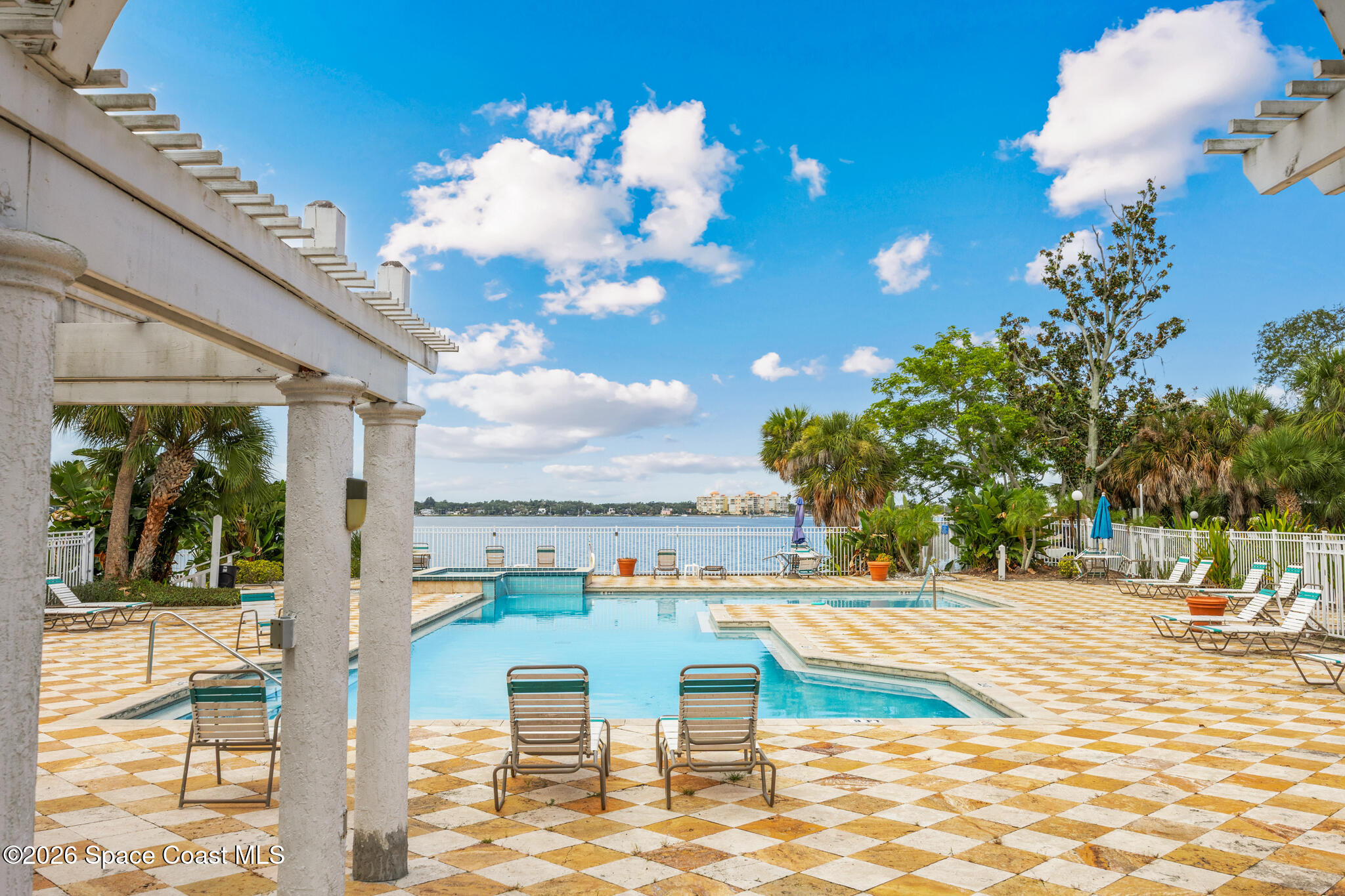 225 S Tropical Trail 624