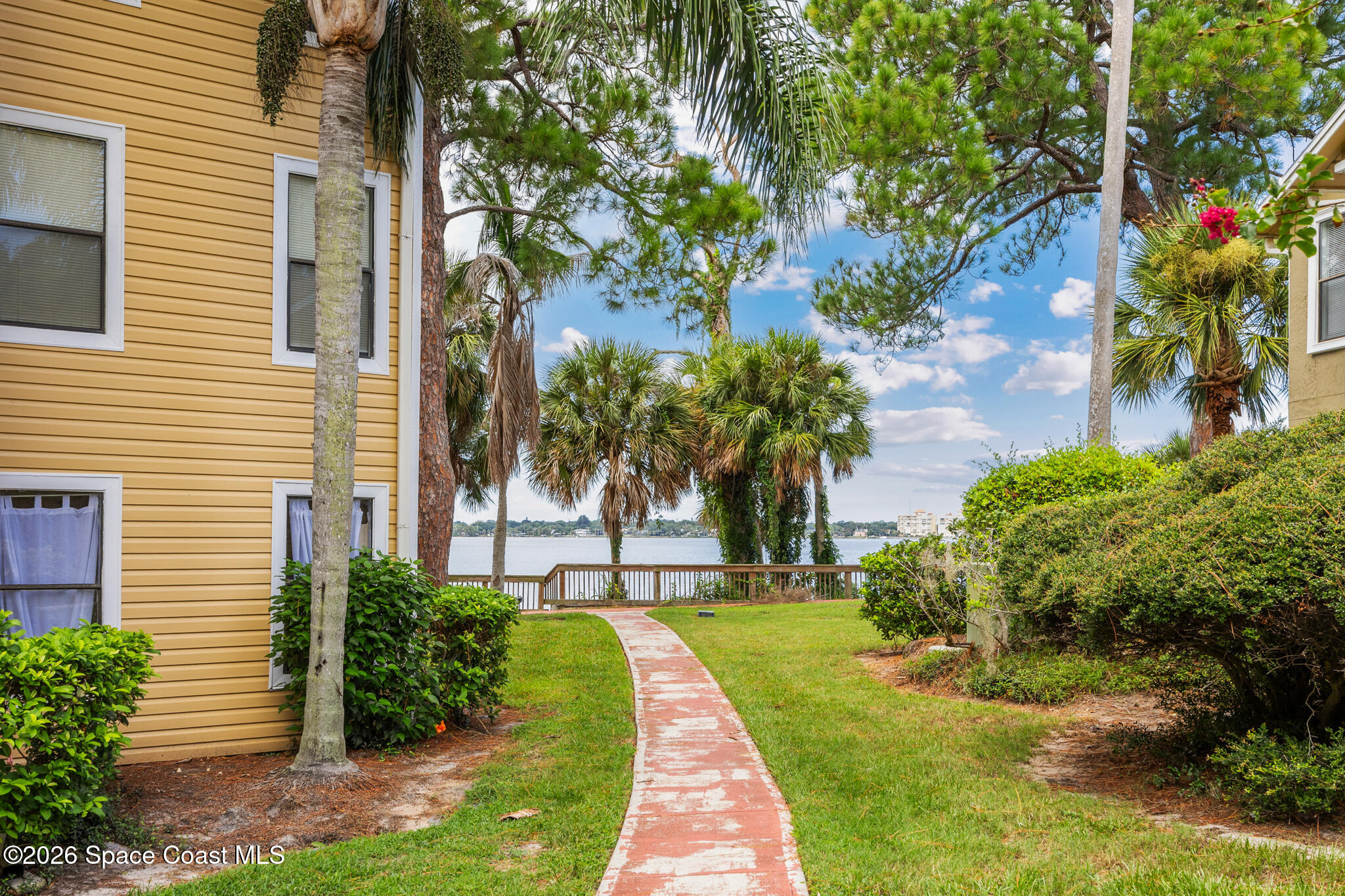 225 S Tropical Trail 624