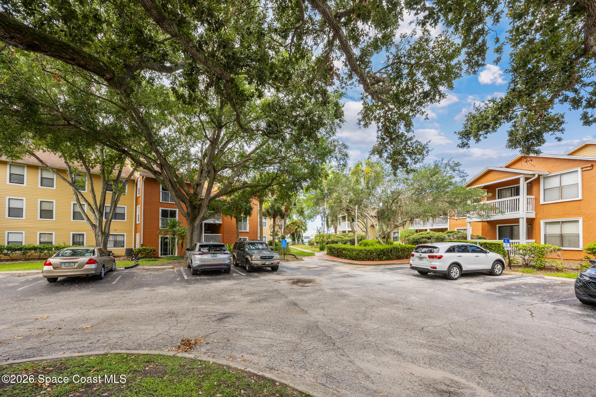 225 S Tropical Trail 624