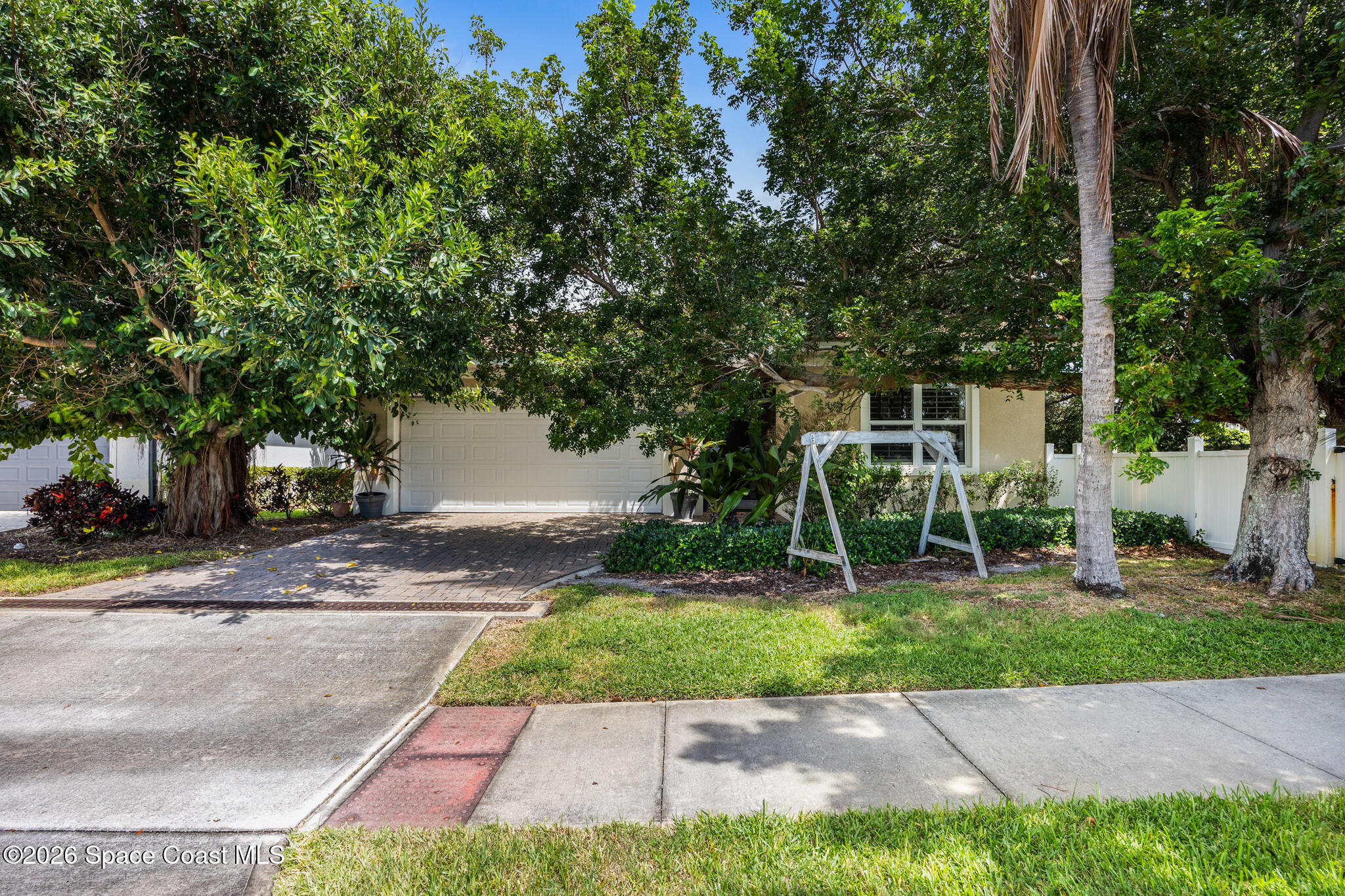 121 Seminole Lane