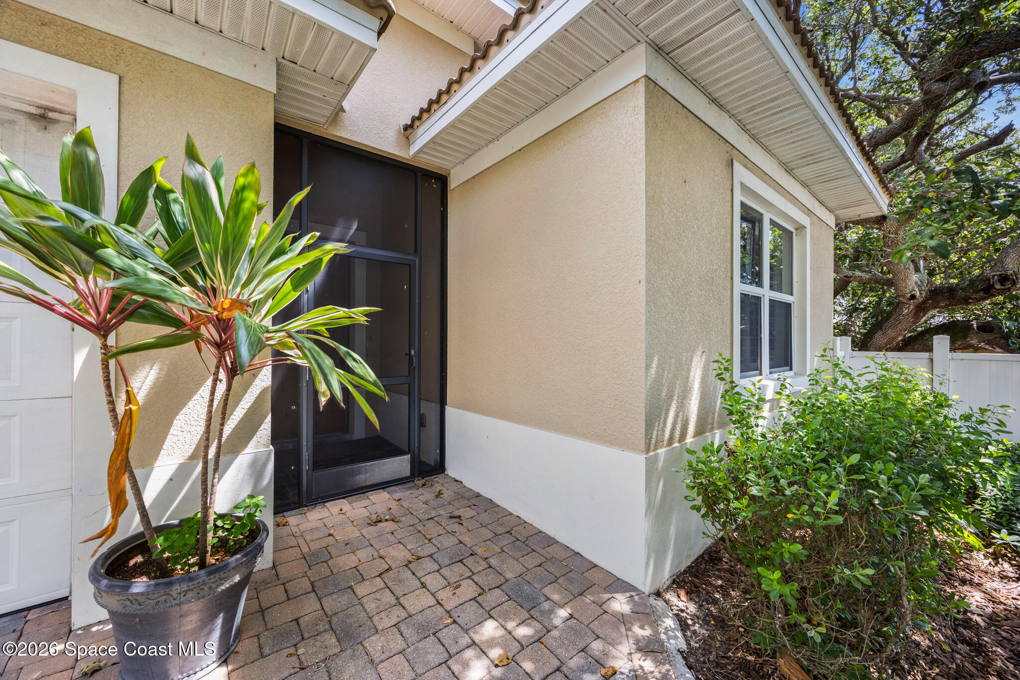 121 Seminole Lane