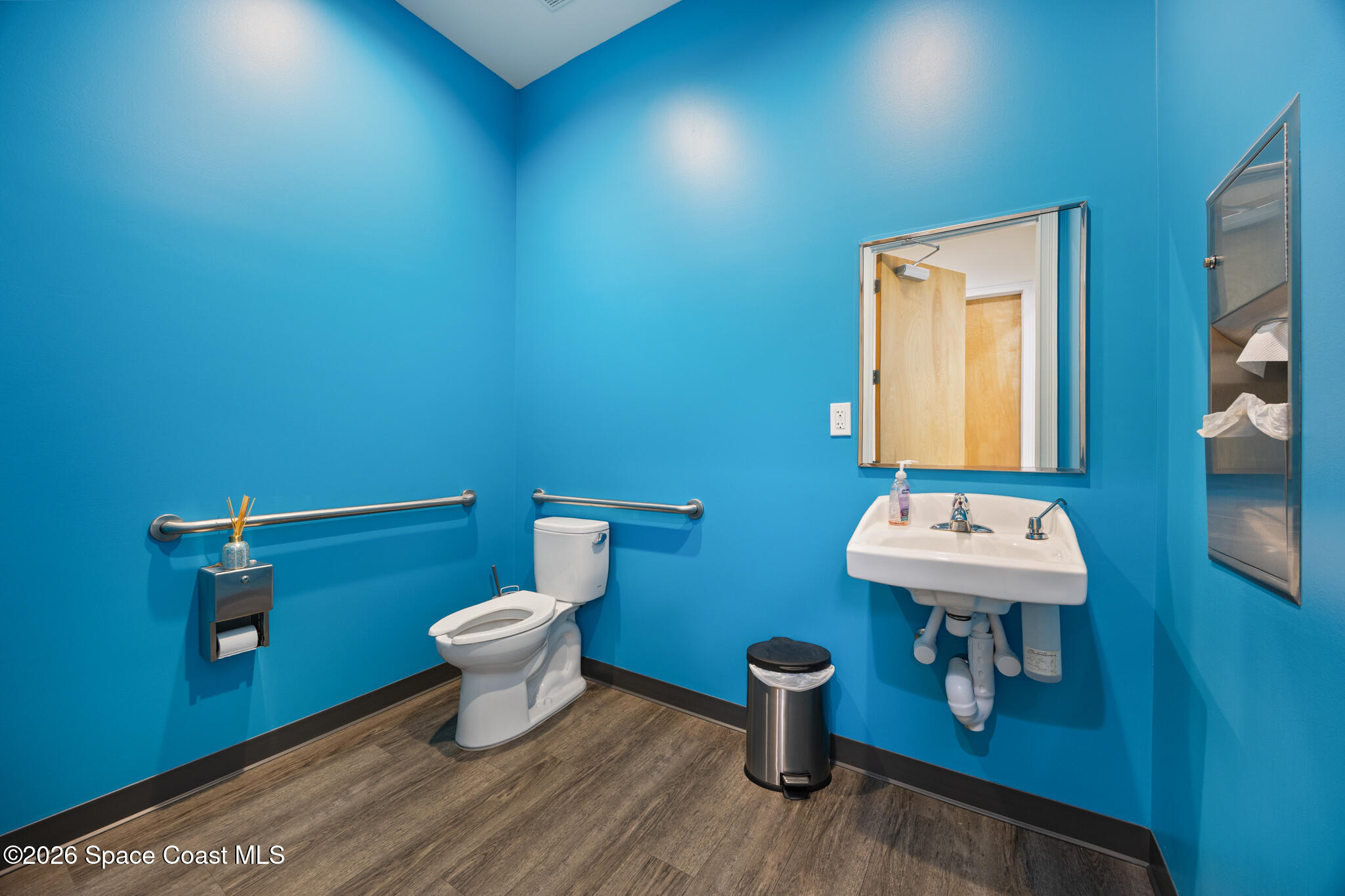 3155 Suntree Boulevard 101