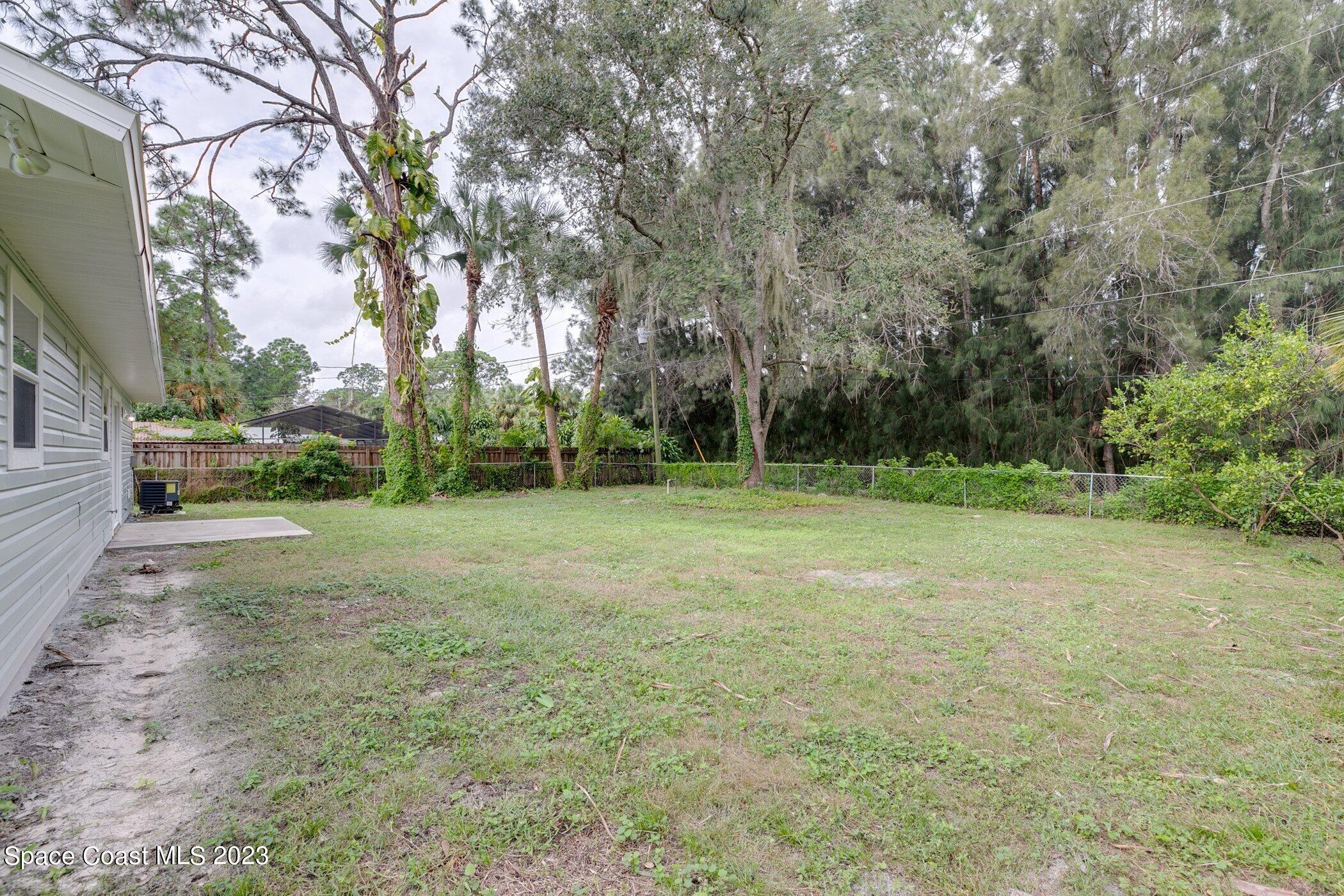 381 Wellwood Street SW