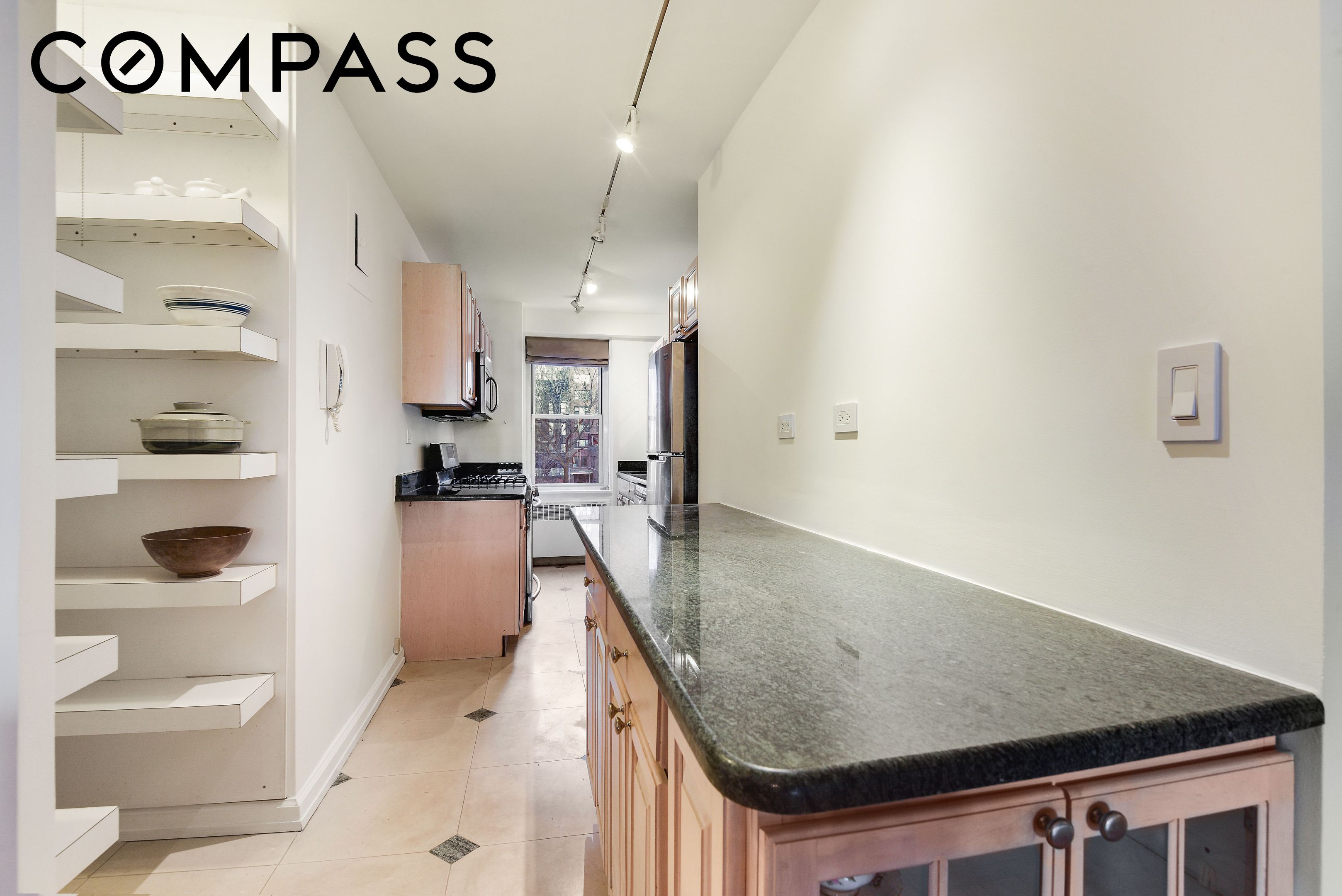 150 E 61st Street 5C