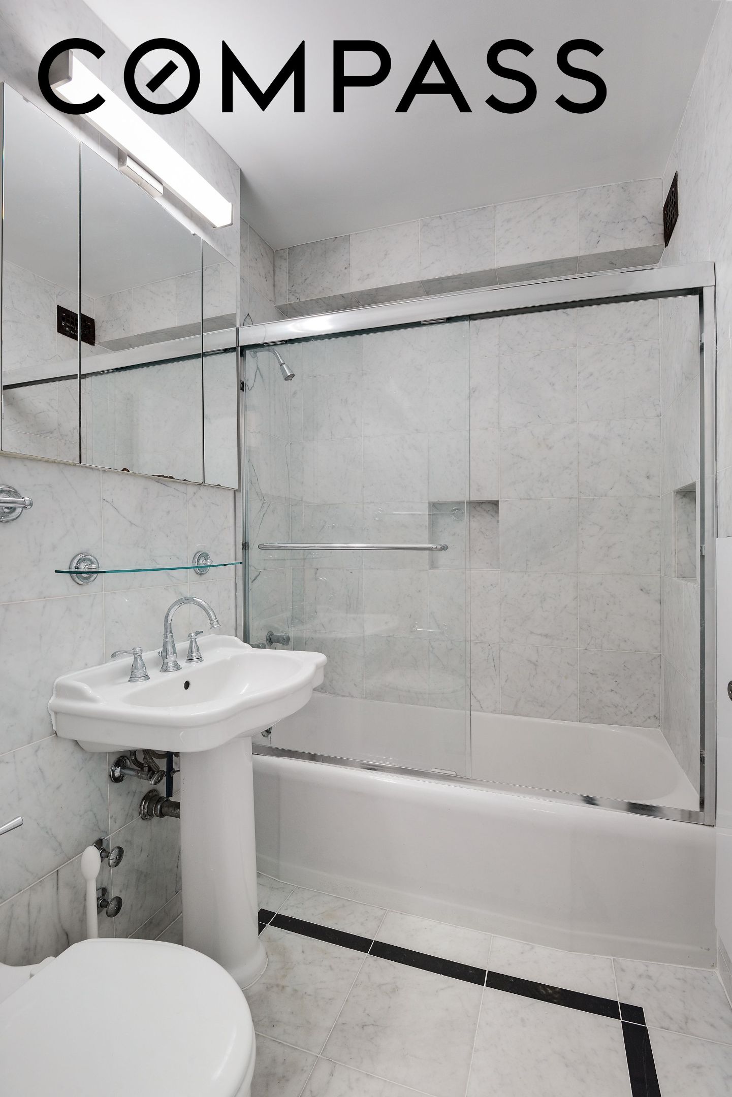 150 E 61st Street 5C