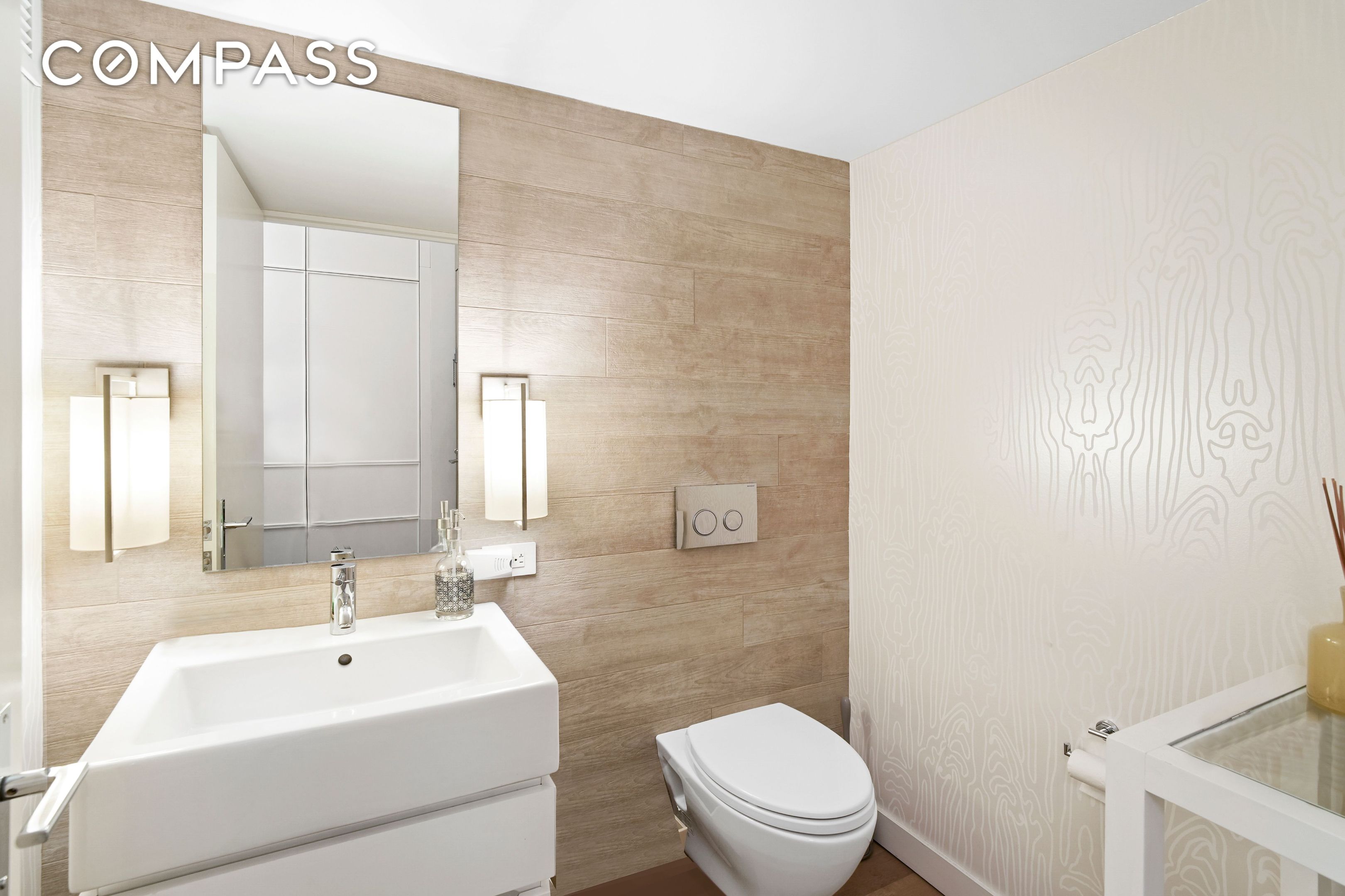 421 Hudson Street 221