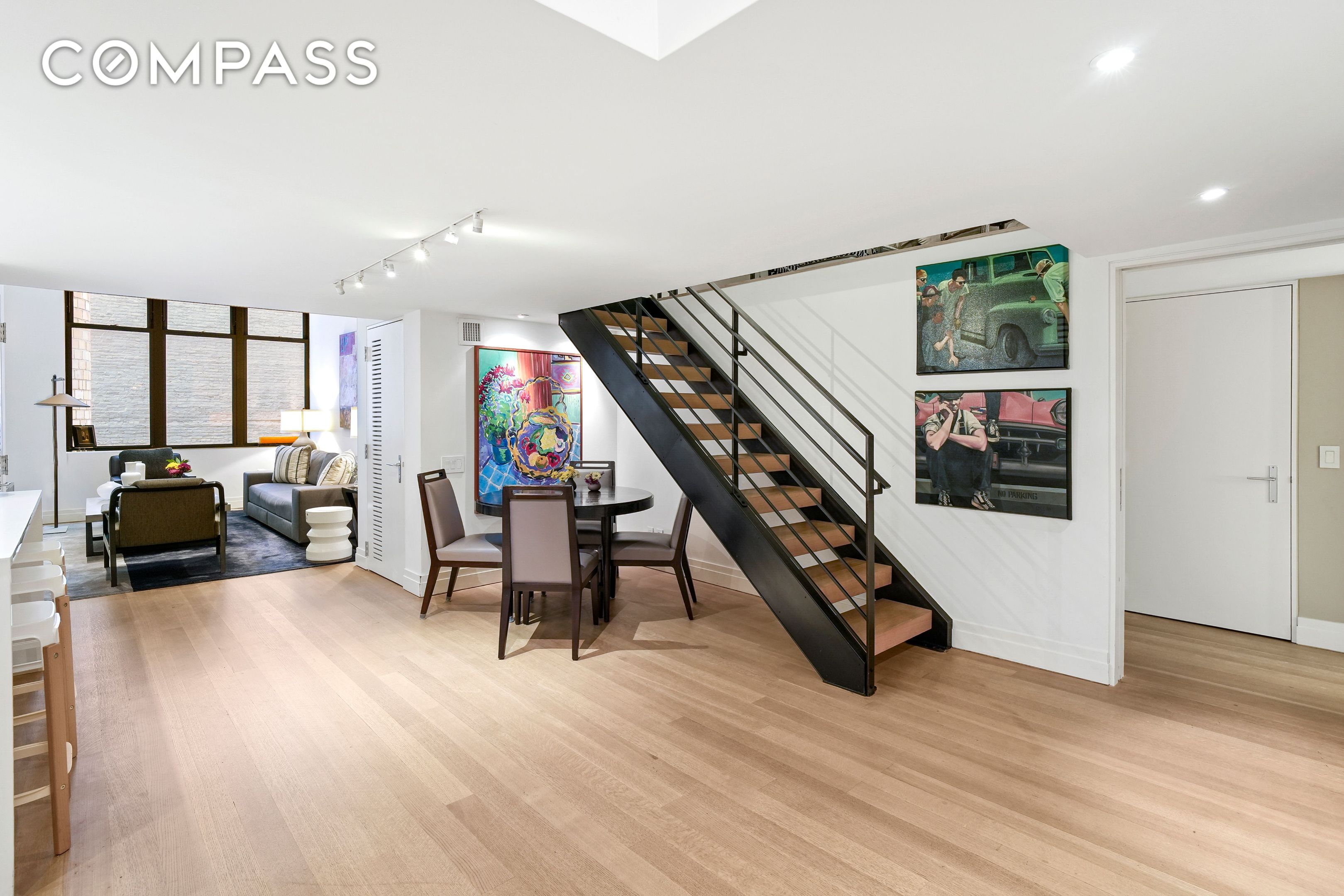 421 Hudson Street 221
