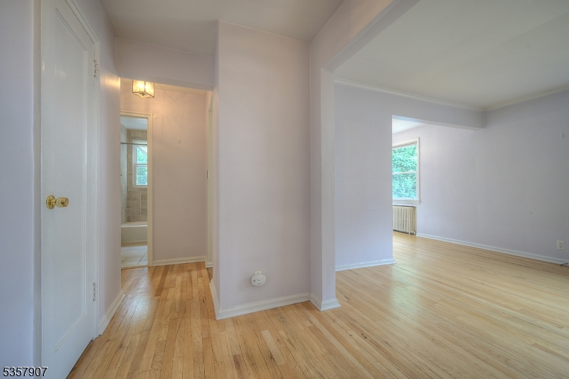 349 Bloomfield Ave, UNIT 704 74