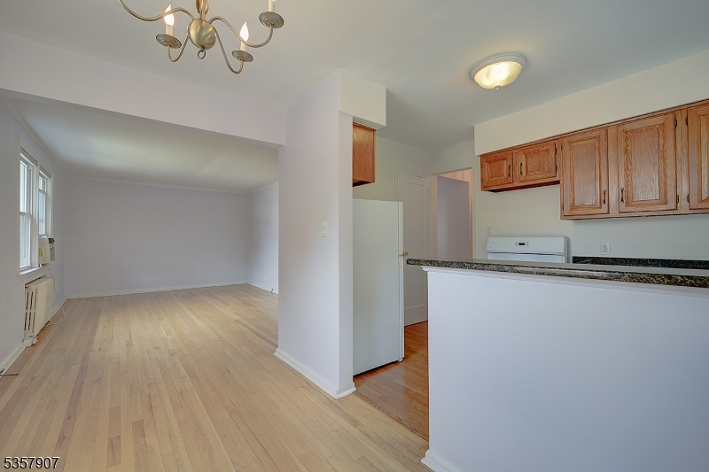 349 Bloomfield Ave, UNIT 704 74