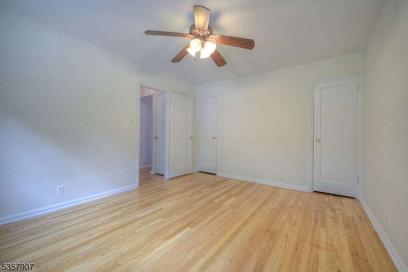 349 Bloomfield Ave, UNIT 704 74