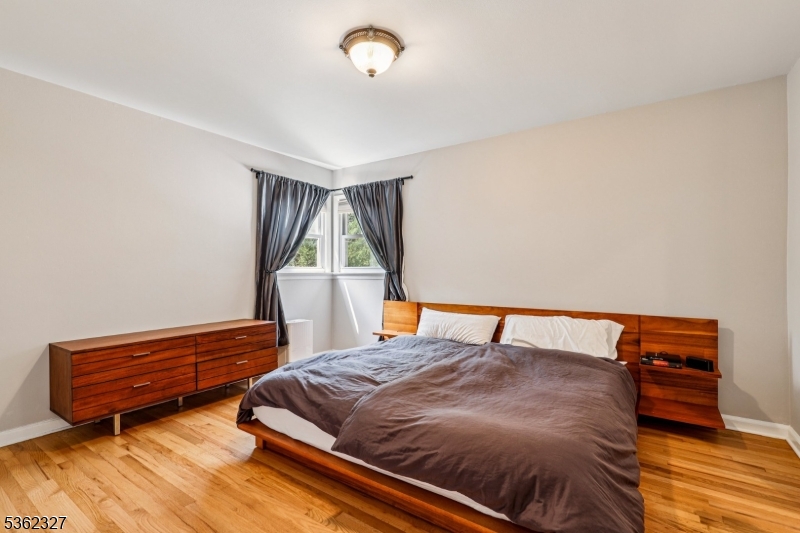 55 Ferndale Rd