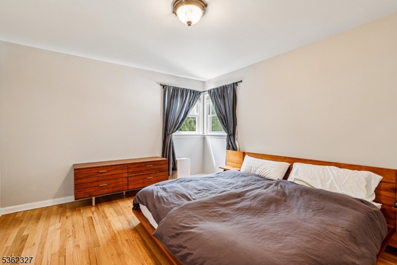 55 Ferndale Rd