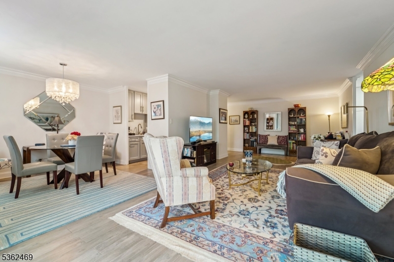 530 Valley Road 2D