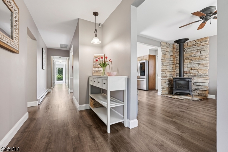 19 Winding Way
