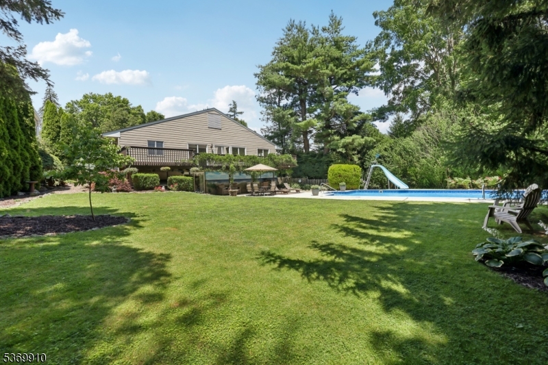 19 Winding Way