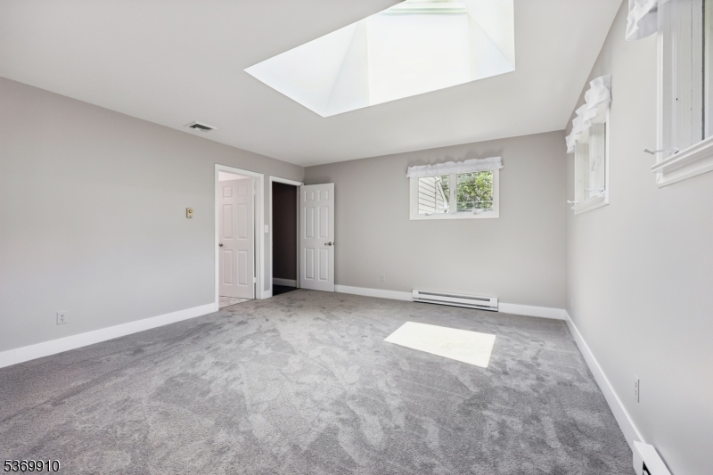 19 Winding Way
