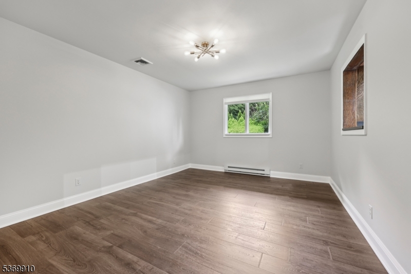 19 Winding Way