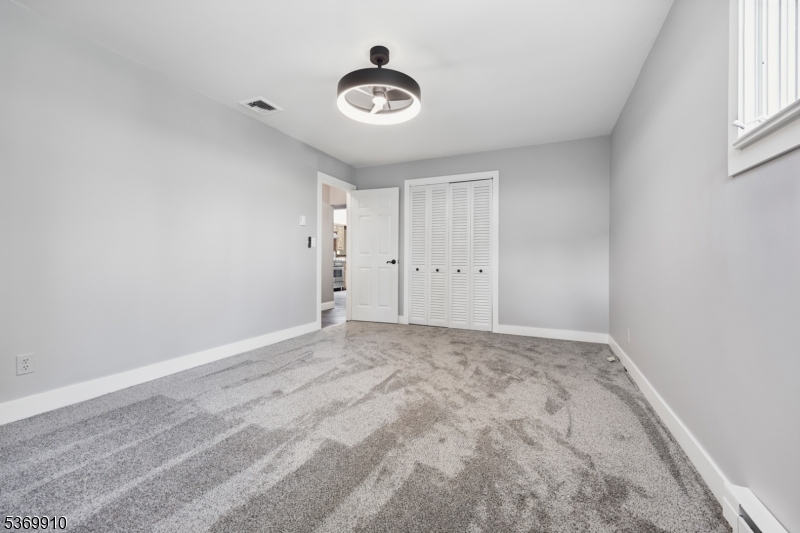 19 Winding Way