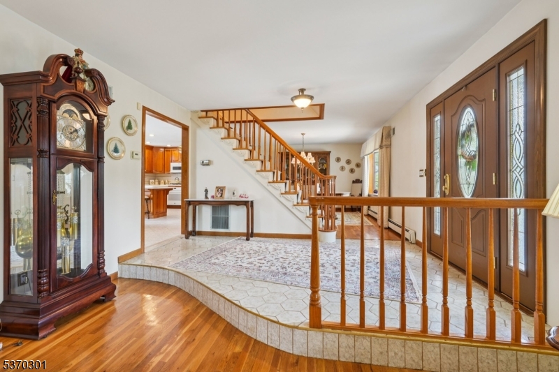 17 Mayhew Dr