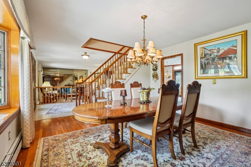 17 Mayhew Dr