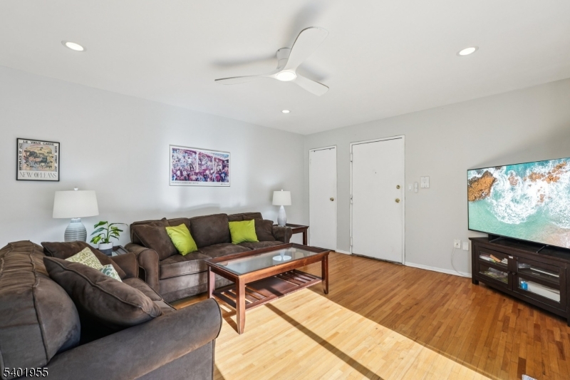 421 Bloomfield Ave C1