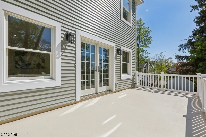 110 Elmwood Rd