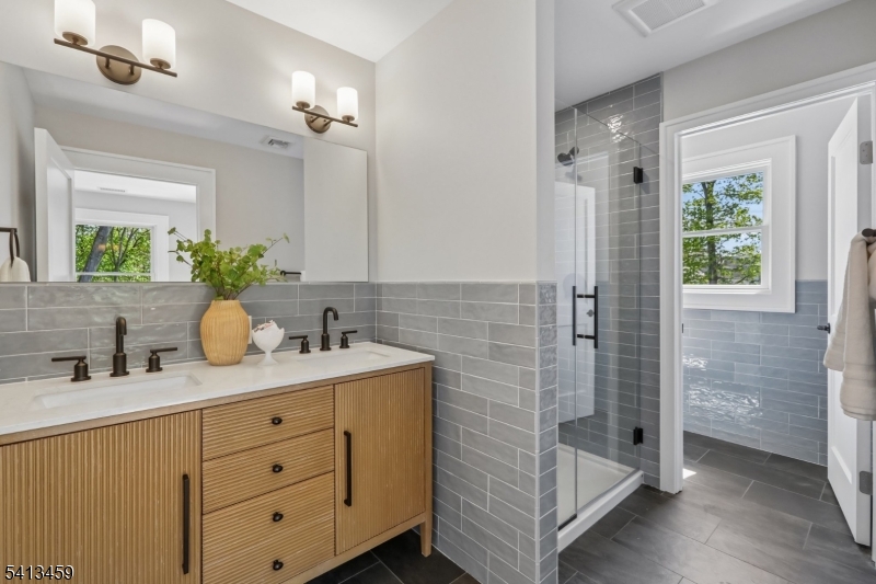 110 Elmwood Rd
