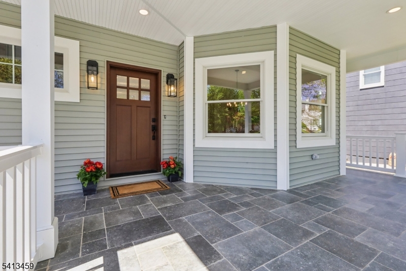 110 Elmwood Rd
