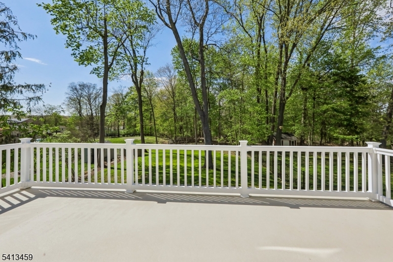 110 Elmwood Rd