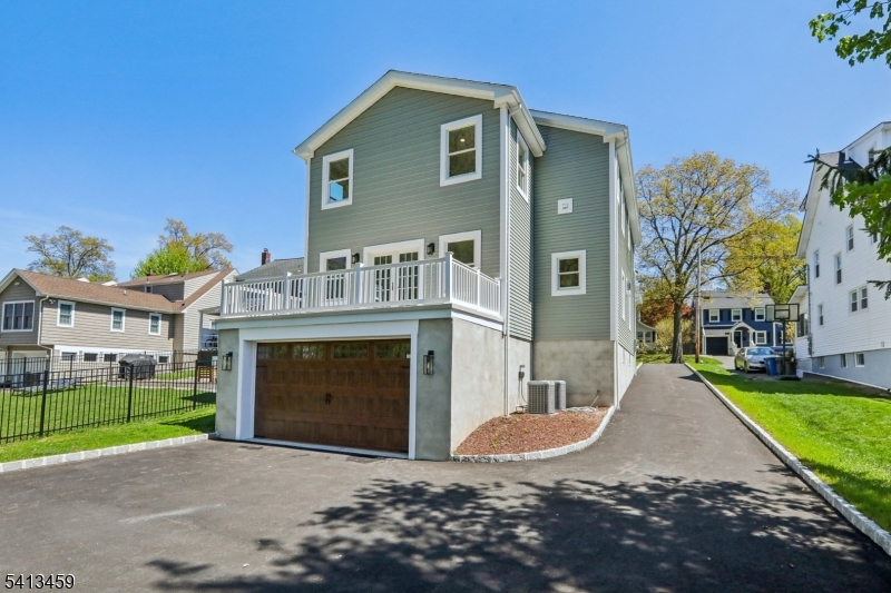 110 Elmwood Rd