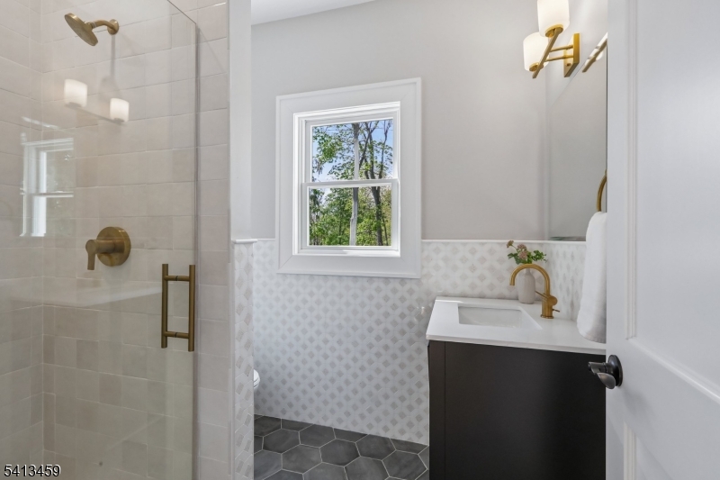 110 Elmwood Rd