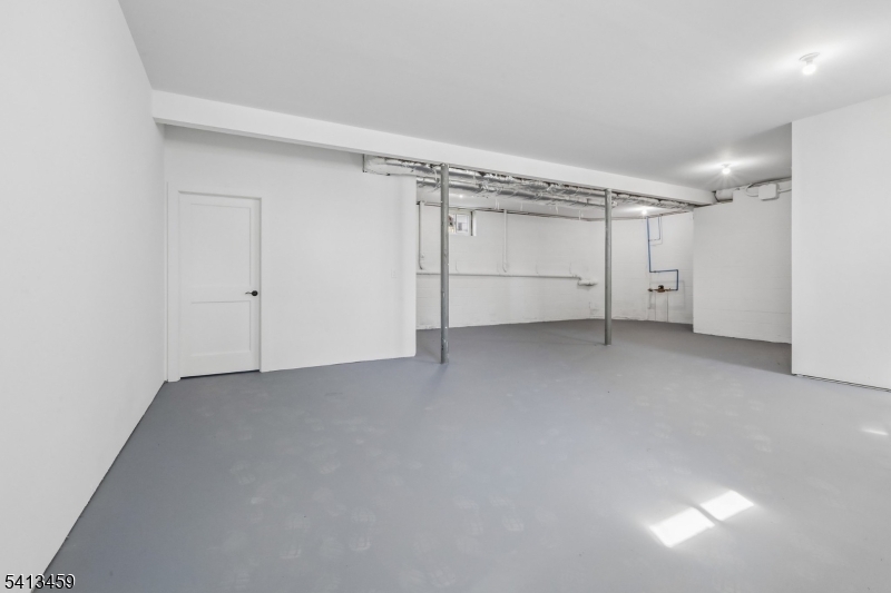 110 Elmwood Rd