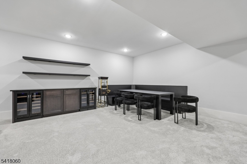424 E Ridgewood Ave