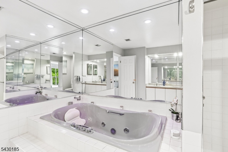 10 Fells Manor Rd