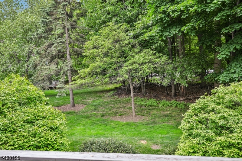 10 Fells Manor Rd